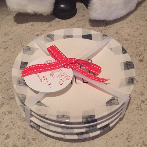 LAST SET: Rae Dunn “Cheer, Joy, Peace & Merry”ceramic plates - Picture 8 of 8